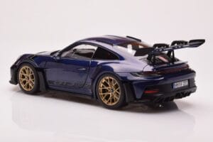 Porsche 911 992 GT3 RS Gentian Sinine Metallik Norev 1:18 187363 Metall - pilt 7/8