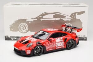 Porsche 911 992 GT3 RS Getspeed Race Taxi Guards Red Minichamps 1:18 110062040 Metall - pilt 8/8