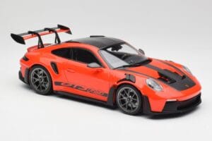 Porsche 911 992 GT3 RS Guards Oranž & Hõbe Veljed Minichamps 1:18 911992002 Metall - pilt 4/6