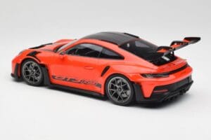 Porsche 911 992 GT3 RS Guards Oranž & Hõbe Veljed Minichamps 1:18 911992002 Metall - pilt 5/6