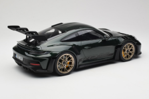 Porsche 911 992 GT3 RS Jet Green Metallic Black Norev 1:12 127532 Metall - pilt 2/6
