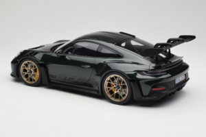 Porsche 911 992 GT3 RS Jet Green Metallic Black Norev 1:12 127532 Metall - pilt 5/6