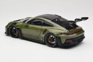 Porsche 911 992 GT3 RS Nato Olive & Black Wheels Minichamps 1:18 110062027 Metall - pilt 7/8