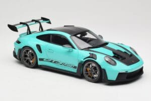 Porsche 911 992 GT3 RS Python Green & Dark Silver Wheels Minichamps 1:18 110062026 Metall - pilt 6/8