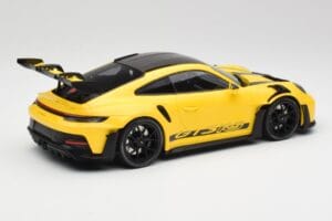 Porsche 911 992 GT3 RS Racing Kollane & Mustad Rattad Minichamps 1:18 153062245 Metall - pilt 2/6
