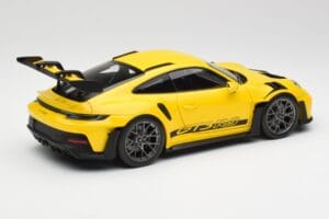 Porsche 911 992 GT3 RS Racing Kollane Norev 1:18 WAP0212810RGT3 Metall - pilt 3/8