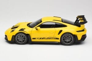 Porsche 911 992 GT3 RS Racing Kollane Norev 1:18 WAP0212810RGT3 Metall - pilt 4/8