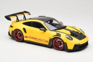 Porsche 911 992 GT3 RS Racing Yellow Weissach Package & Red Wheels Minichamps 1:18 110062025 Metall - pilt 6/8