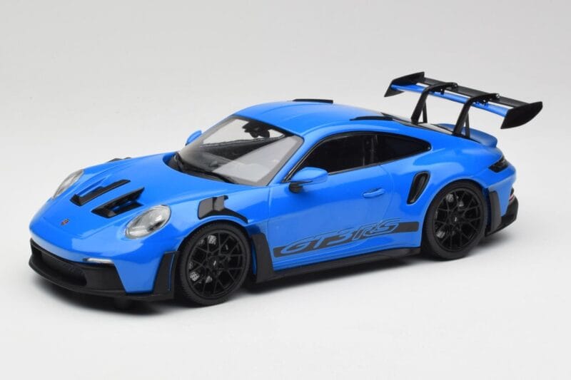 Porsche 911 992 GT3 RS Shark Sinine & Mustad Rattad Minichamps 1:18 153062233 Metall