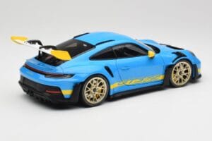 Porsche 911 992 GT3 RS Shark Sinine & Kollane Decor Concept Minichamps 1:18 911992001 Metall - pilt 3/8