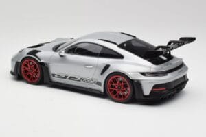 Porsche 911 992 GT3 RS Hõbe & Punased Rattad Minichamps 1:18 153062241 Metall - pilt 5/6