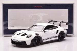 Porsche 911 992 GT3 RS Valge Norev 1:18 187361 Metall - pilt 8/8