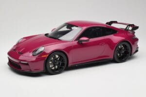 Porsche 911 992 GT3 Ruby Star Neo Red GT Spirit 1:12 GT536 Vaik