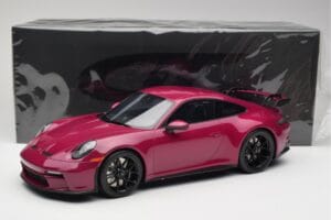 Porsche 911 992 GT3 Ruby Star Neo Red GT Spirit 1:12 GT536 Vaik - pilt 6/6