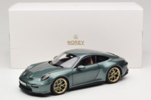 Porsche 911 992 GT3 Touring Package Malachite Green Metallic Norev 1:18 187382 Metall - pilt 8/8