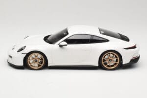 Porsche 911 992 GT3 Touring Valge Neodyme Wheels Minichamps 1:18 117069022 Metall - pilt 3/6