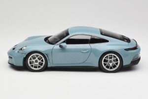 Porsche 911 992 S/T Meissen Blue Norev 1:18 187470 Metall - pilt 4/8