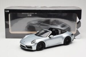 Porsche 911 992 Targa 4 GTS Hõbedane Minichamps 1:18 155061061 Metall - pilt 6/6