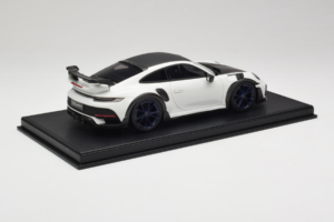 Porsche 911 992 TechArt GTstreet R Valge Siniste Velgedega TechArt 1:18 REMC014 Vaik - pilt 3/6