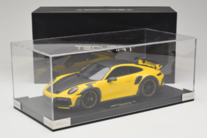 Porsche 911 992 TechArt GTstreet R Kollane Mustade Velgedega TechArt 1:18 REMC011 Vaik - pilt 6/6