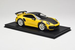 Porsche 911 992 TechArt GTstreet R Kollane Valgete Velgedega TechArt 1:18 REMC015 Vaik - pilt 3/6
