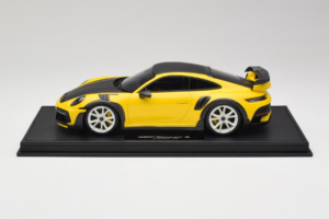Porsche 911 992 TechArt GTstreet R Kollane Valgete Velgedega TechArt 1:18 REMC015 Vaik