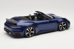 Porsche 911 992 Turbo S Kabriolett Blue Metallic Minichamps 1:18 155069081 Metall - pilt 2/6