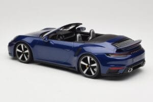 Porsche 911 992 Turbo S Kabriolett Blue Metallic Minichamps 1:18 155069081 Metall - pilt 5/6