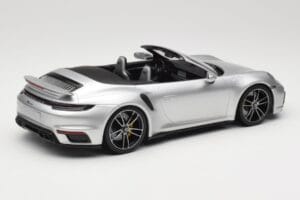 Porsche 911 992 Turbo S Kabriolett Hõbe Minichamps 1:18 155069082 Metall - pilt 2/6