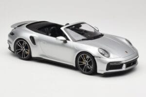 Porsche 911 992 Turbo S Kabriolett Hõbe Minichamps 1:18 155069082 Metall - pilt 4/6