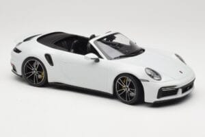 Porsche 911 992 Turbo S Kabriolett White Metallic Minichamps 1:18 155069080 Metall - pilt 4/6