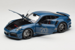 Porsche 911 992 Turbo S Coupe Sport Design Sinine Minichamps 1:18 113069073 Metall - pilt 2/8