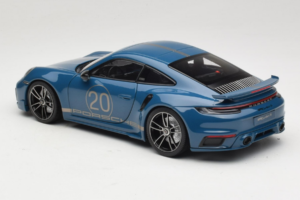 Porsche 911 992 Turbo S Coupe Sport Design Sinine Minichamps 1:18 113069073 Metall - pilt 7/8