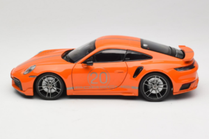 Porsche 911 992 Turbo S Coupe Sport Design Oranž Minichamps 1:18 113069074 Metall - pilt 4/8