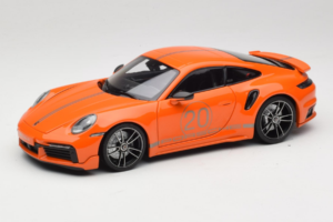 Porsche 911 992 Turbo S Coupe Sport Design Oranž Minichamps 1:18 113069074 Metall