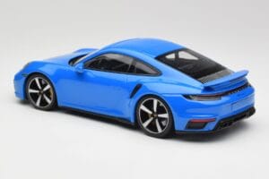 Porsche 911 992 Turbo S Gentian Sinine Minichamps 1:18 155069074 Metall - pilt 5/6