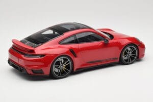 Porsche 911 992 Turbo S Punane Minichamps 1:18 155069070 Metall - pilt 2/6
