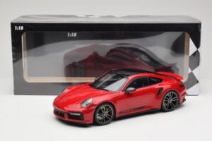 Porsche 911 992 Turbo S Punane Minichamps 1:18 155069070 Metall - pilt 6/6