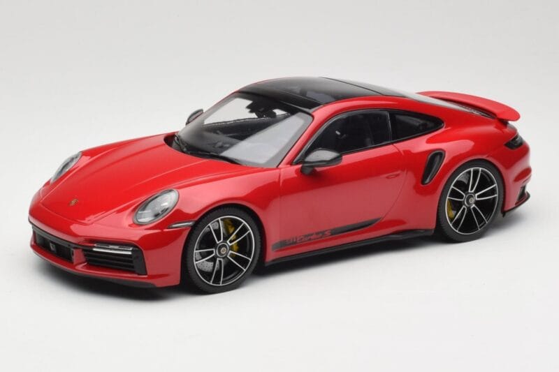 Porsche 911 992 Turbo S Punane Minichamps 1:18 155069070 Metall