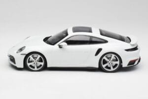 Porsche 911 992 Turbo S Valge Concept Minichamps 1:18 WAP0211620CNP Metall - pilt 3/6