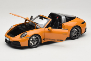 Porsche 911 992.2 Targa 4 GTS Bahama Yellow Norev 1:18 187190 Metall - pilt 2/10