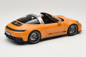 Porsche 911 992.2 Targa 4 GTS Bahama Yellow Norev 1:18 187190 Metall - pilt 4/10