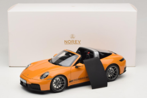 Porsche 911 992.2 Targa 4 GTS Bahama Yellow Norev 1:18 187190 Metall - pilt 10/10