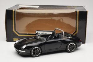 Porsche 911 993 Carrera Kabriolett Must Bburago 1:18 3090-M1 Metall - pilt 8/8