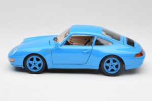Porsche 911 993 Carrera Sinine Bburago 1:18 3060 Metall - pilt 4/8