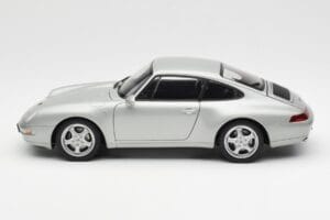 Porsche 911 993 Carrera Hõbedane AUTOart 1:18 78131 Metall - pilt 4/8