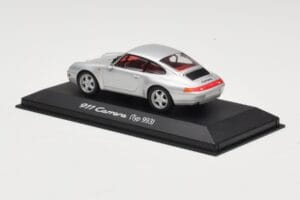 Porsche 911 993 Carrera Hõbedane Minichamps 1:43 WAP02003597 Metall - pilt 3/4