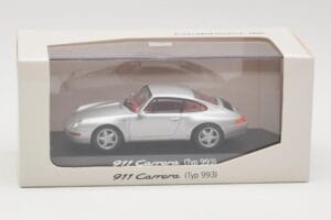 Porsche 911 993 Carrera Hõbedane Minichamps 1:43 WAP02003597 Metall - pilt 4/4