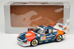 Porsche 911 993 GT2 #10 de Orleans / Saldana BPR Global GT Series 1996 UT Models 1:18 39632 Metall - pilt 8/8