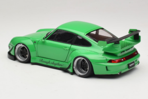 Porsche 911 993 RWB Roheline Gun Grey Wheels AUTOart 1:18 78151 Komposiit - pilt 7/8